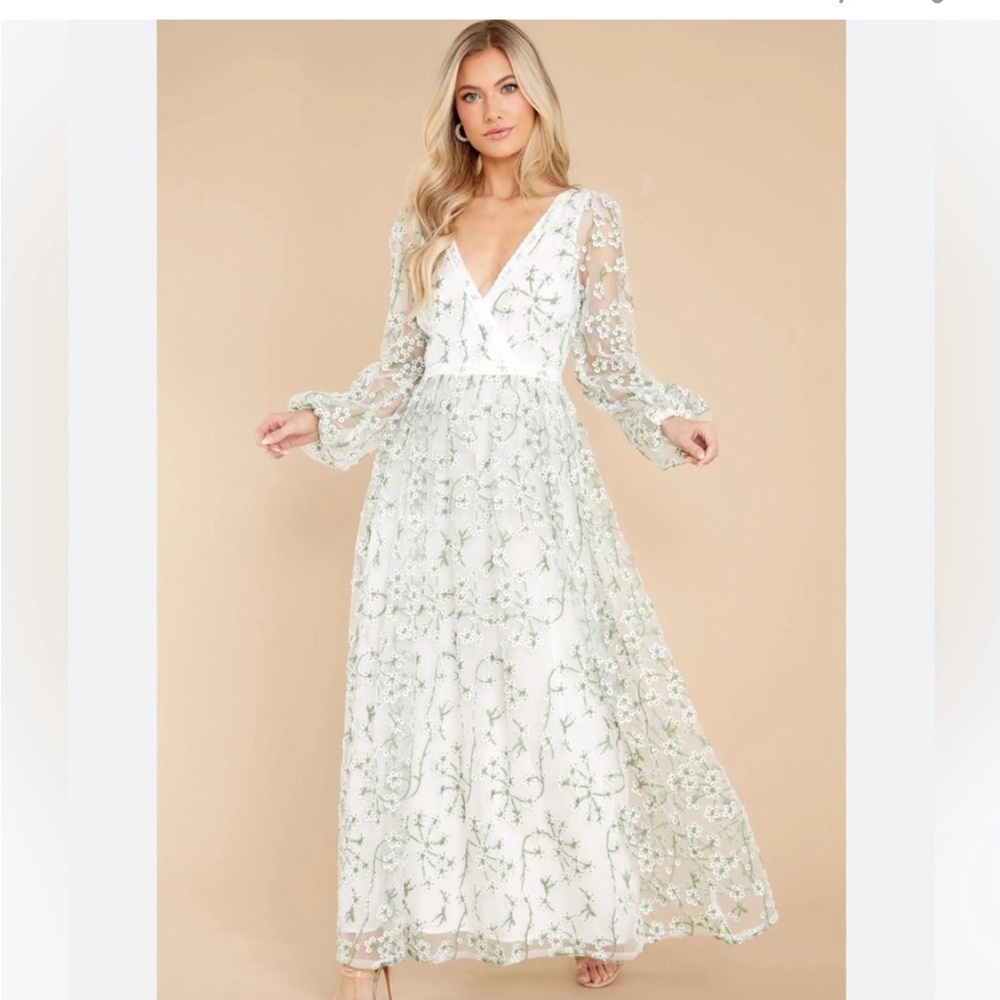 Ever After Maxi Floral Embroidered White Green Dress Medium